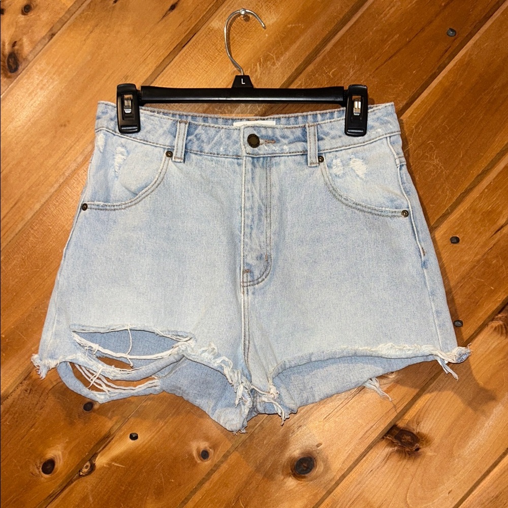 Rolla’s denim duster shorts in Layla bleach